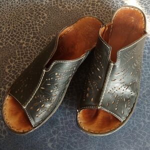 Josef Seibel Platform sandals. Size 39 Black